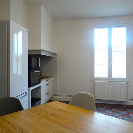 Chambre Privee Et Spacieuse Au Sein D'Un Logement Partage - Central, Quartier Villebourbon - 3 Chambres Doubles - 2 Balcons - Places De Stationnements Gratuites - 5 Min A Pied Gare Et Hypercentre 몽토방 외부 사진