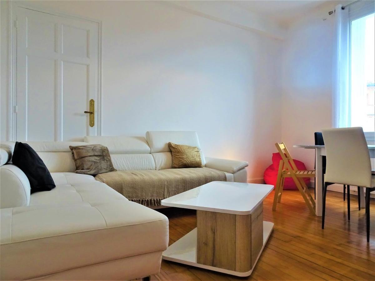 Chambre Privee Et Spacieuse Au Sein D'Un Logement Partage - Central, Quartier Villebourbon - 3 Chambres Doubles - 2 Balcons - Places De Stationnements Gratuites - 5 Min A Pied Gare Et Hypercentre 몽토방 외부 사진