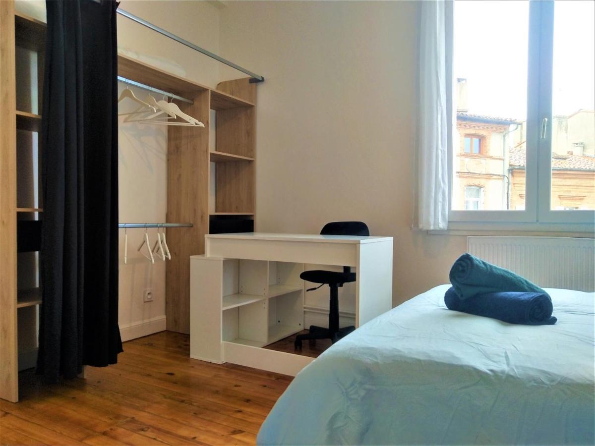 Chambre Privee Et Spacieuse Au Sein D'Un Logement Partage - Central, Quartier Villebourbon - 3 Chambres Doubles - 2 Balcons - Places De Stationnements Gratuites - 5 Min A Pied Gare Et Hypercentre 몽토방 외부 사진