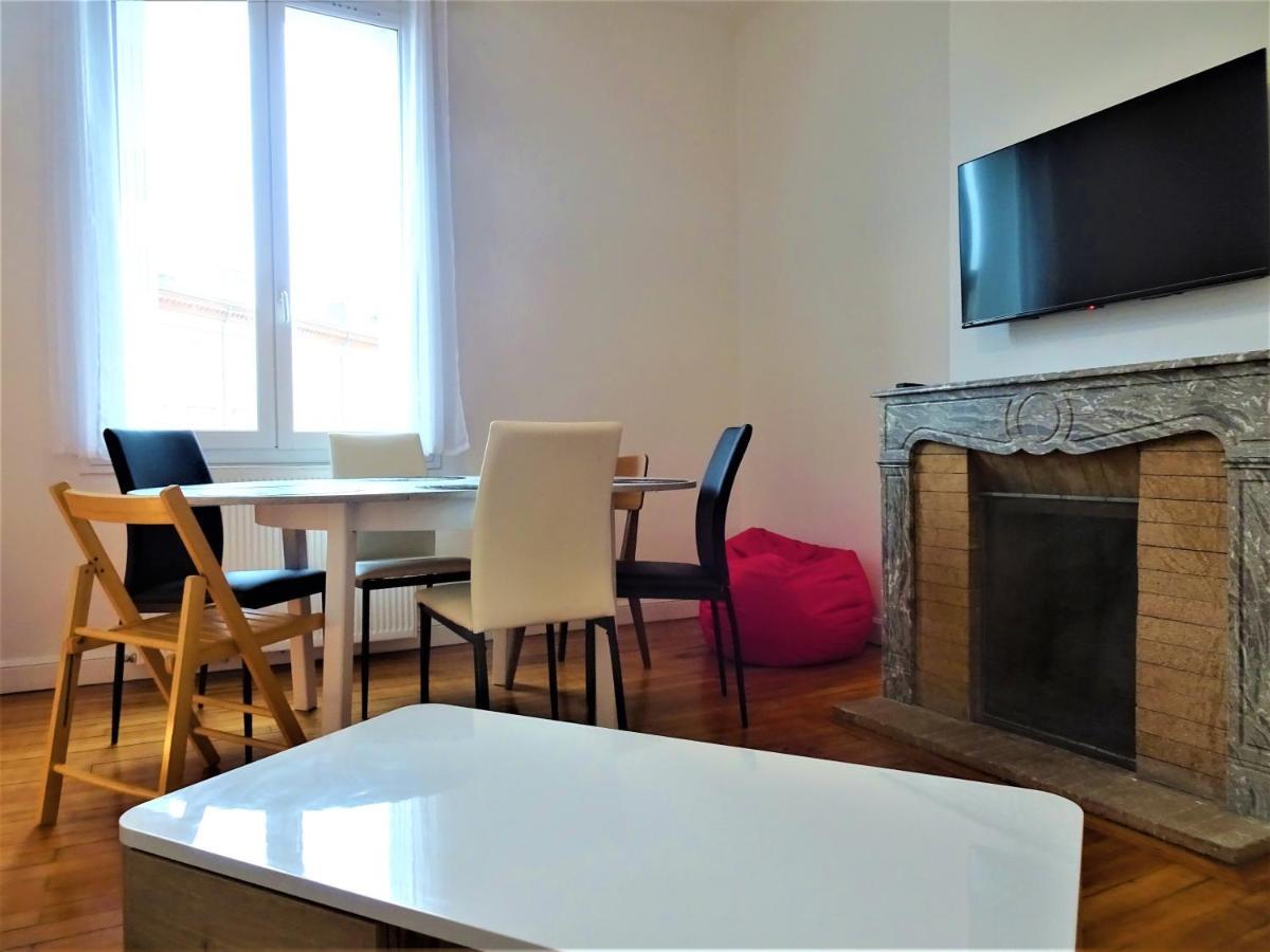 Chambre Privee Et Spacieuse Au Sein D'Un Logement Partage - Central, Quartier Villebourbon - 3 Chambres Doubles - 2 Balcons - Places De Stationnements Gratuites - 5 Min A Pied Gare Et Hypercentre 몽토방 외부 사진
