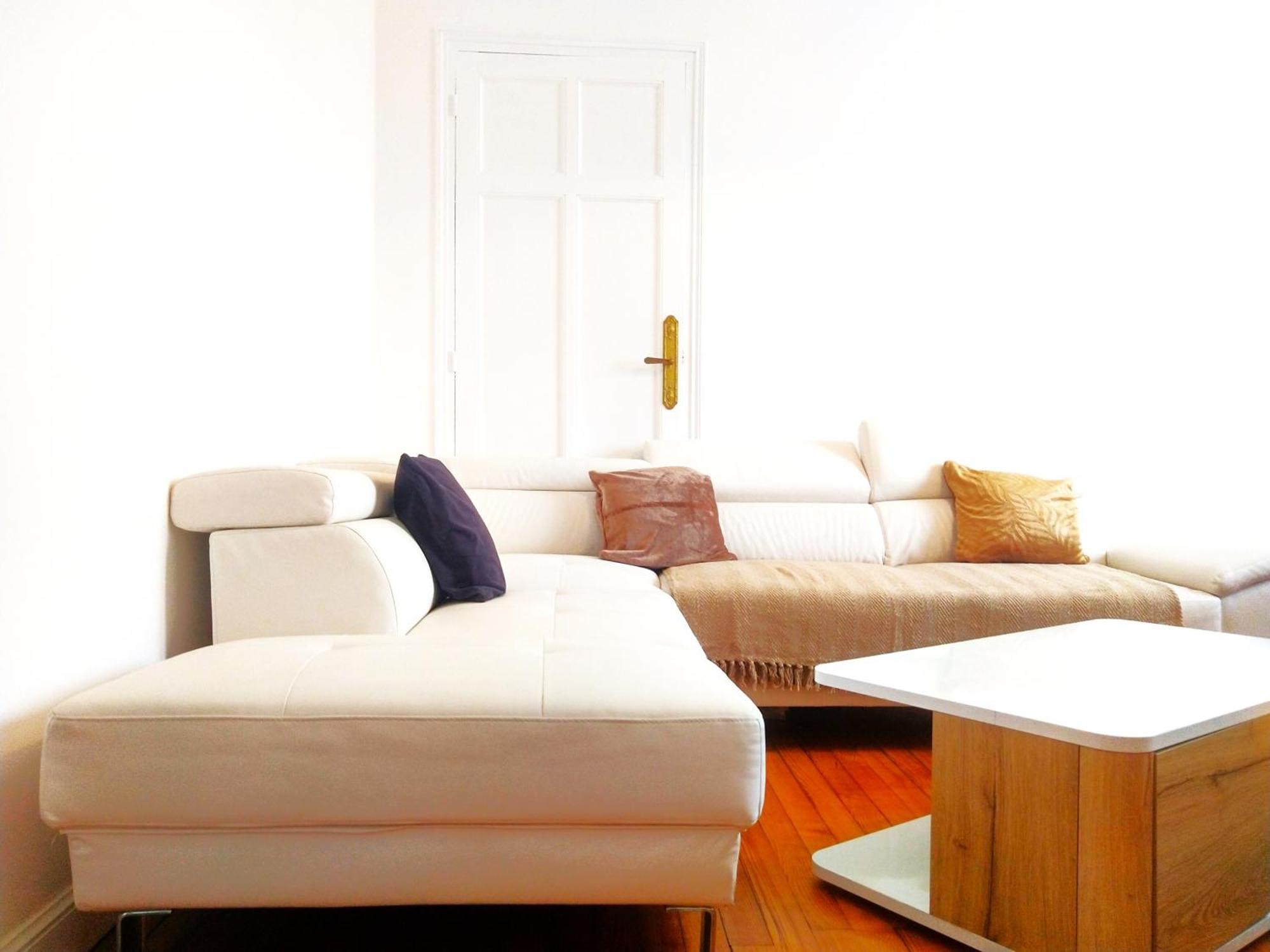 Chambre Privee Et Spacieuse Au Sein D'Un Logement Partage - Central, Quartier Villebourbon - 3 Chambres Doubles - 2 Balcons - Places De Stationnements Gratuites - 5 Min A Pied Gare Et Hypercentre 몽토방 외부 사진